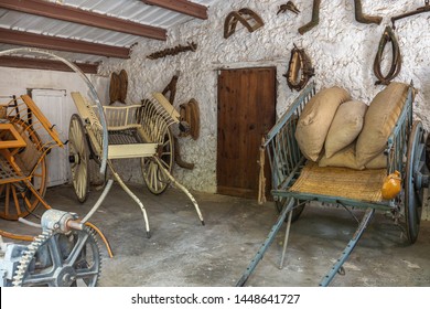 Bilder Stockfoton Och Vektorer Med Interior Granja