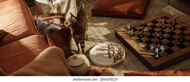 Ancient Metal Roman Chess Set With Silver And Gold Plated Pieces On Solid Oak Wood Board. Concept Image For Business Strategy, Competition, Relaxation, Recreation And Mental Agility.