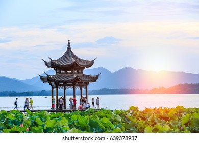 Ancient Pavilion Hangzhou West Lake Dusk Stock Photo 639378937 ...