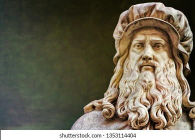 Ancient statue of Leonardo da Vinci in Florence