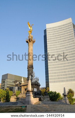 The Angel of Independence (victory column) in Mexico City