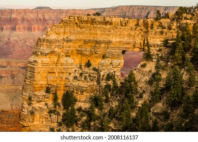 Angels Window On The Cape Final Trail, Grand Canyon National Park, Arizona, USA