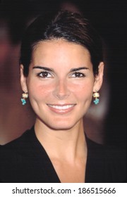 Angie Harmon At Premiere Of IGBY GOES DOWN, NY 9/4/2002