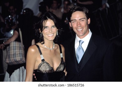 Angie Harmon, In Valentino, And Jason Sehorn At Metropolitan Museum Of Art Goddess Gala, NY 4/28/2003