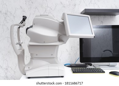 Angiography. Optical CT scan. Ophthalmology clinic equipment. Diagnosis of vision. Tomography in Optical Coherence (OCT) close-up.