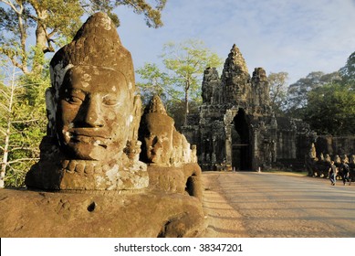 3,211 Angkor Thom South Gate Images, Stock Photos & Vectors | Shutterstock