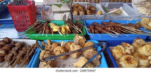 5,726 Yogyakarta restaurant Images, Stock Photos & Vectors | Shutterstock