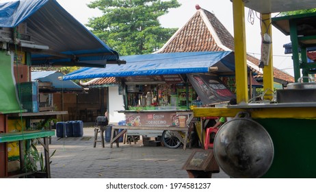 Warung Traditional Images Stock Photos Vectors Shutterstock