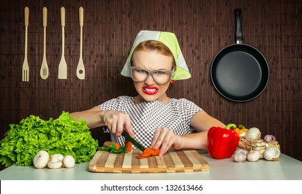 6,346 Angry woman in kitchen Images, Stock Photos & Vectors | Shutterstock