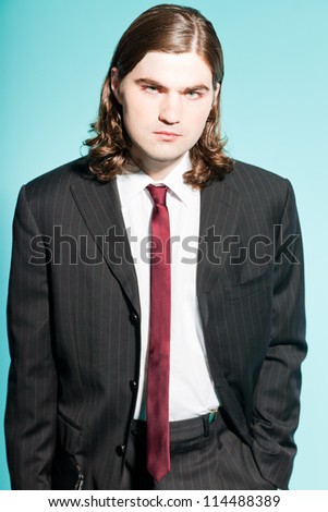 Angry Business Man Long Brown Hair Stockfoto Jetzt