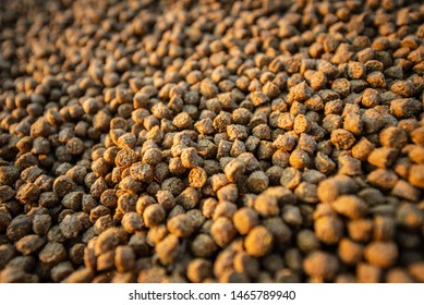 Animal Food Balanced Pellets For Fish, Cow, Pig, Chicken, Duck, Horse, Etc. Made Out Of Corn, Soya & Meat