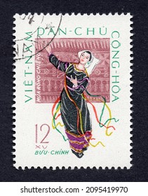 Ankara, Türkiye - 12,23,2021: A Viet Nam Postage Stamp Shows Traditional Costumes And Dance.