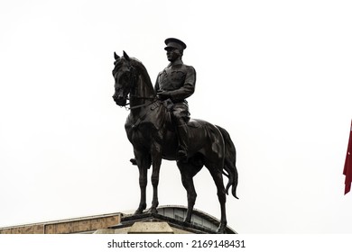 Ankara, Turkey - January 22, 2022: Statue Of Mustafa Kemal Atatürk, The Founder Of The Republic Of Turkey, Located In Ankara Ulus Square.