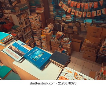 Ankara, Turkey - September 04, 2021: Lot Of Used Books For Sale In Front Of A Bookstore. Dusty Old Books In A Second Hand Book Shop. 