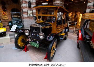 Ankara, Turkey Tuesday, December 21, 2021: Çengelhan Rahmi M. Koç Museum Is Ankara's First Industrial Museum. Çengel Han Is Located In The Historical Caravanserai.
