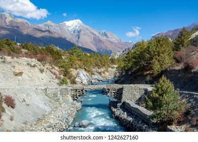 Annapurna Circuit Trek In Himalaya Trail Nepal