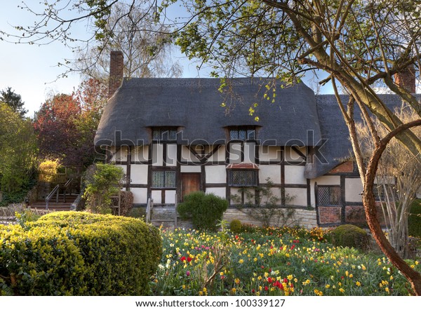 Anne Hathaways Cottage Stratford Upon Avon Stock Photo Edit Now