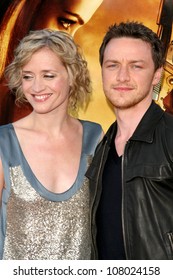 Anne Marie Duff And James McAvoy  At The World Premiere Of 