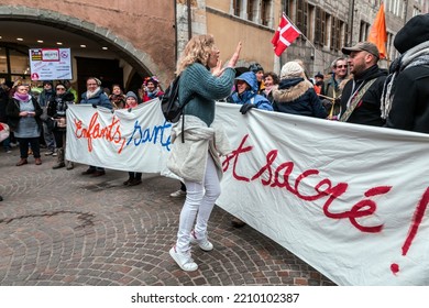 Annecy, France - January 29, 2022: Group Of People Demonstrating Against The State Oppression Of Health Pass And Vacination On The Public In Annecy Streets.