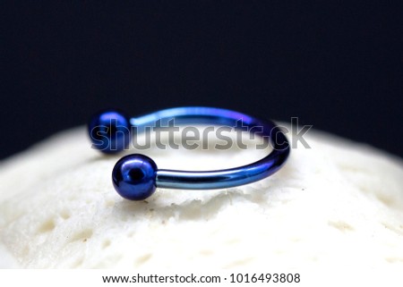 Anodized circular barbell