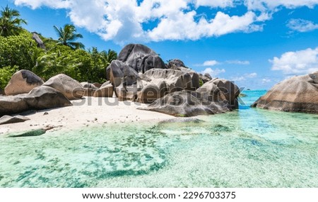 Anse Source d'Argent. Beautiful beach on La Digue Island, Seychelles. 