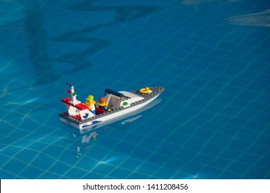 lego boats that float