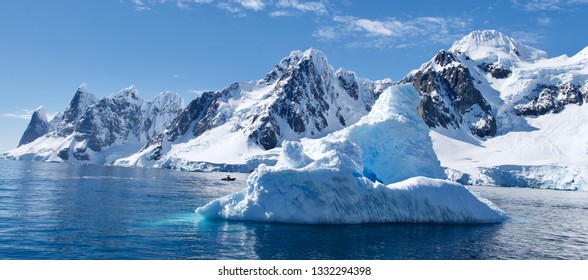 Antartica Ice Bergs 