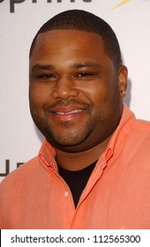 Anthony Anderson At Samsung And Sprint 