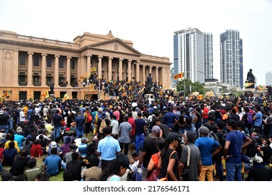 Anti-Government protesters gathering stage a protest in Colombo against the government of Sri Lanka and voiced their demand for the resignation of the president and Prime Minister. 9th July 2022