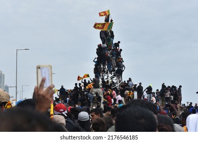 Anti-Government Protesters Gathering Stage A Protest In Colombo Against The Government Of Sri Lanka And Voiced Their Demand For The Resignation Of The President And Prime Minister. 9th July 2022