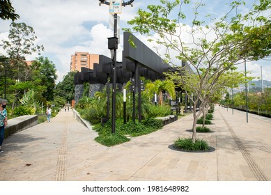 Medellín, Antioquia. Colombia - Mayo 28, 2021. River Parks