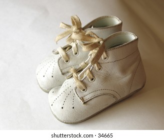 vintage baby walking shoes