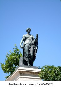 Antique Bronze Statue Of The Goddess Flora