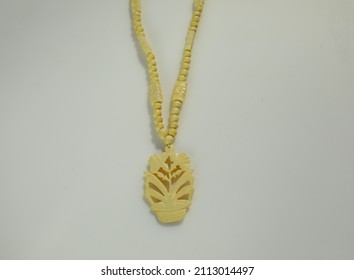 Antique carved ivory from elephant husk bead pendant necklace fashion jewelry accessory