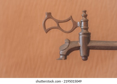 Antique Copper Faucet For Water