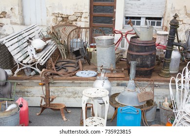 An Antique Dealer Exposed On The Street For Sale