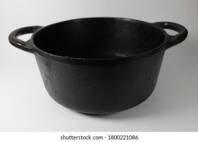 Antique Iron Pot Without Lid Stock Photo 1800221086 | Shutterstock