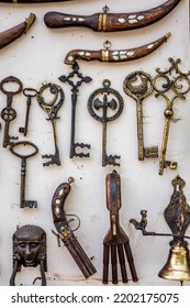 Antique Shop With Second Hand Items, Toys, Keys, Knifes, Guns And Art-objects In Antalya, Turkey.