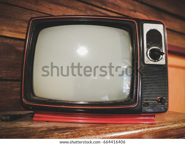 Antique television in vintage\
style