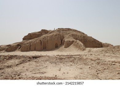 Antiquities Of Uruk In Iraqi City Of Muthanna With Blue Sky