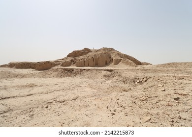 Antiquities Of Uruk In Iraqi City Of Muthanna With Blue Sky