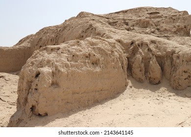 Antiquities Of Uruk In Iraqi City Of Muthanna Old Building 7000 Years Ago With Blue Sky