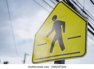 143 Pedestrian xing Images, Stock Photos & Vectors | Shutterstock