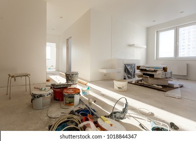 Repair In The Apartment Wall In A Building Construction House Tool For  Repairing An Apartment Stock Photo - Download Image Now - iStock