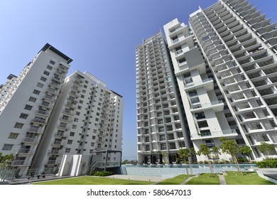 205,997 Condominium Images, Stock Photos & Vectors | Shutterstock