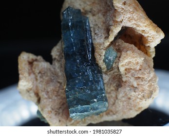 Apatite Calcium Phosphate Carbonatite Russia