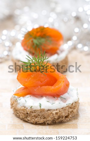 Similar – Foto Bild Sandwiches mit Frischkäse und frischem Dill