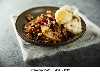 Apple Berry Crumble With Ice Cream