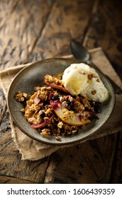 Apple Berry Crumble With Ice Cream