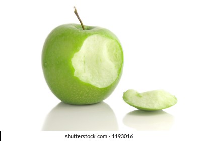 Apple bite and chunk